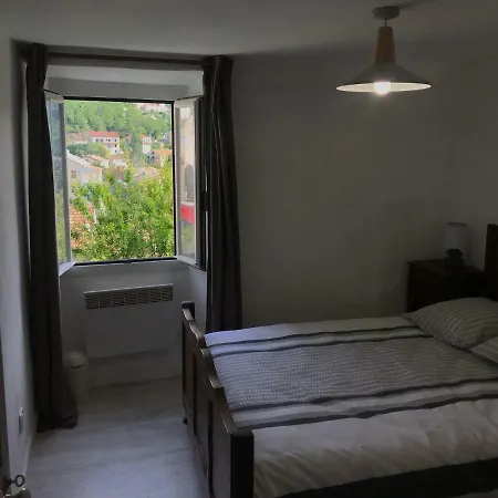 Maison Entiere Equipe 4 Possibilite De 10 Couchage Venaco Centre Corse Holiday home